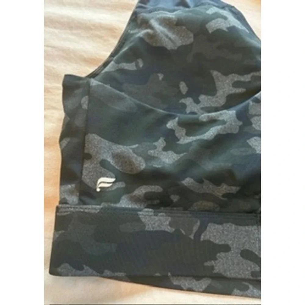 Fabletics sports bra